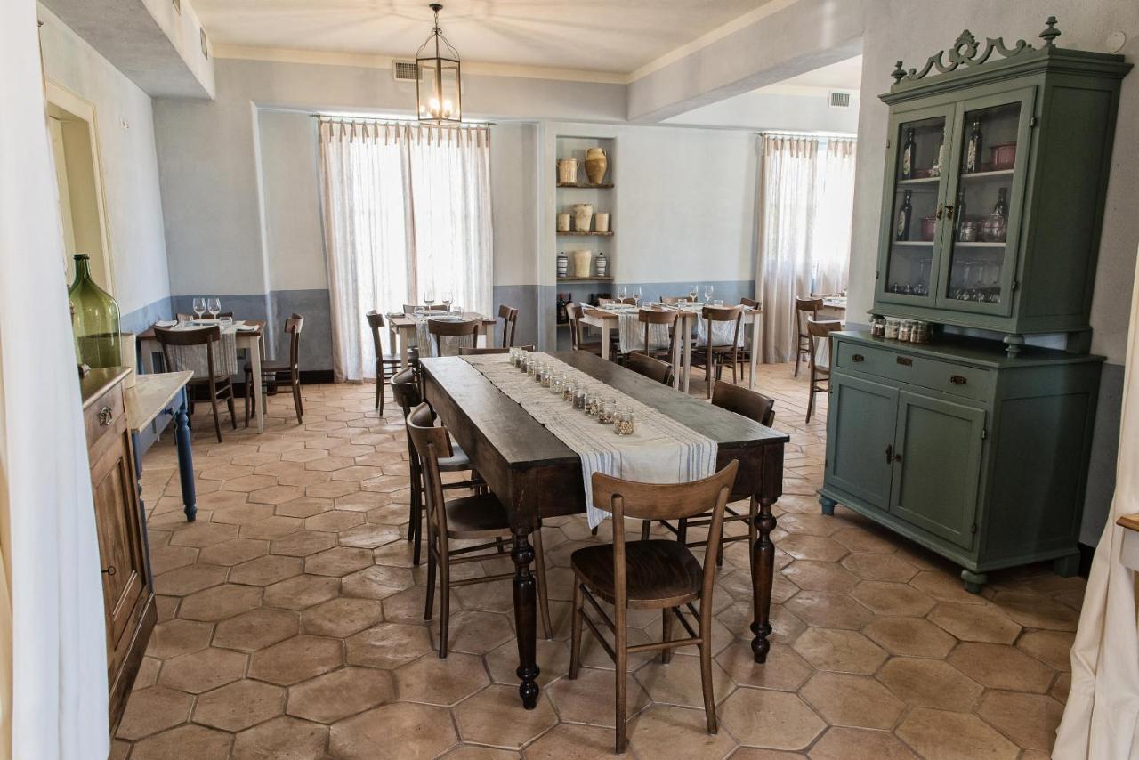 Villa Sant'Angelo อัลบา อาดริอาติกา ภายนอก รูปภาพ