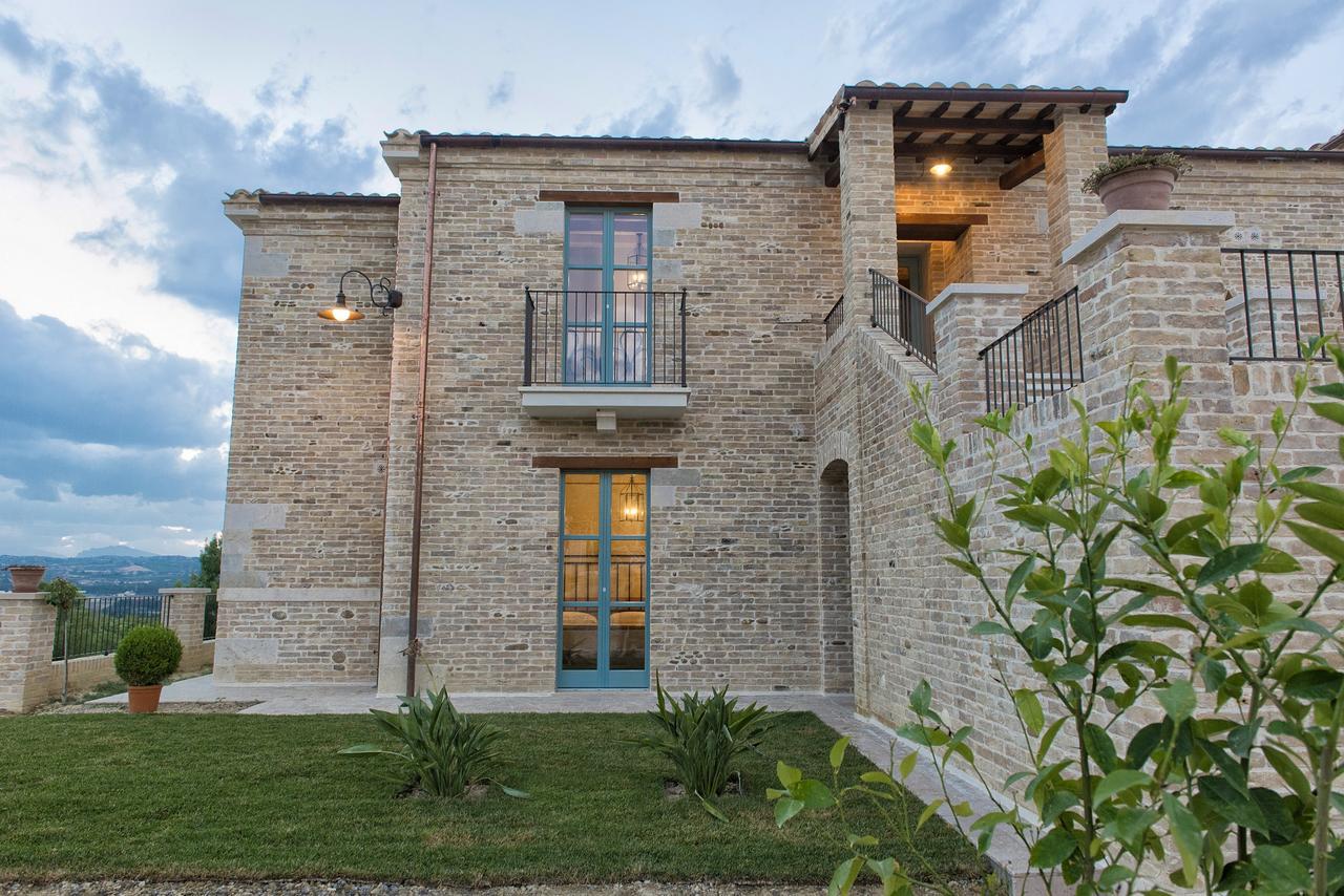 Villa Sant'Angelo อัลบา อาดริอาติกา ภายนอก รูปภาพ